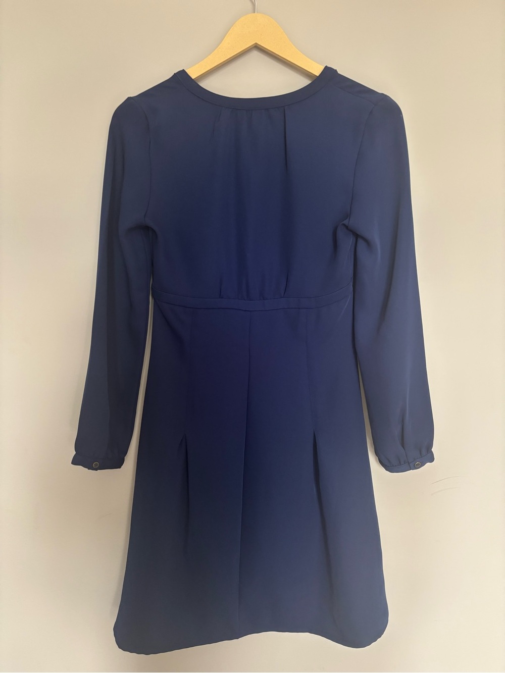 H&M Button Front Dress - Picture 4 of 4